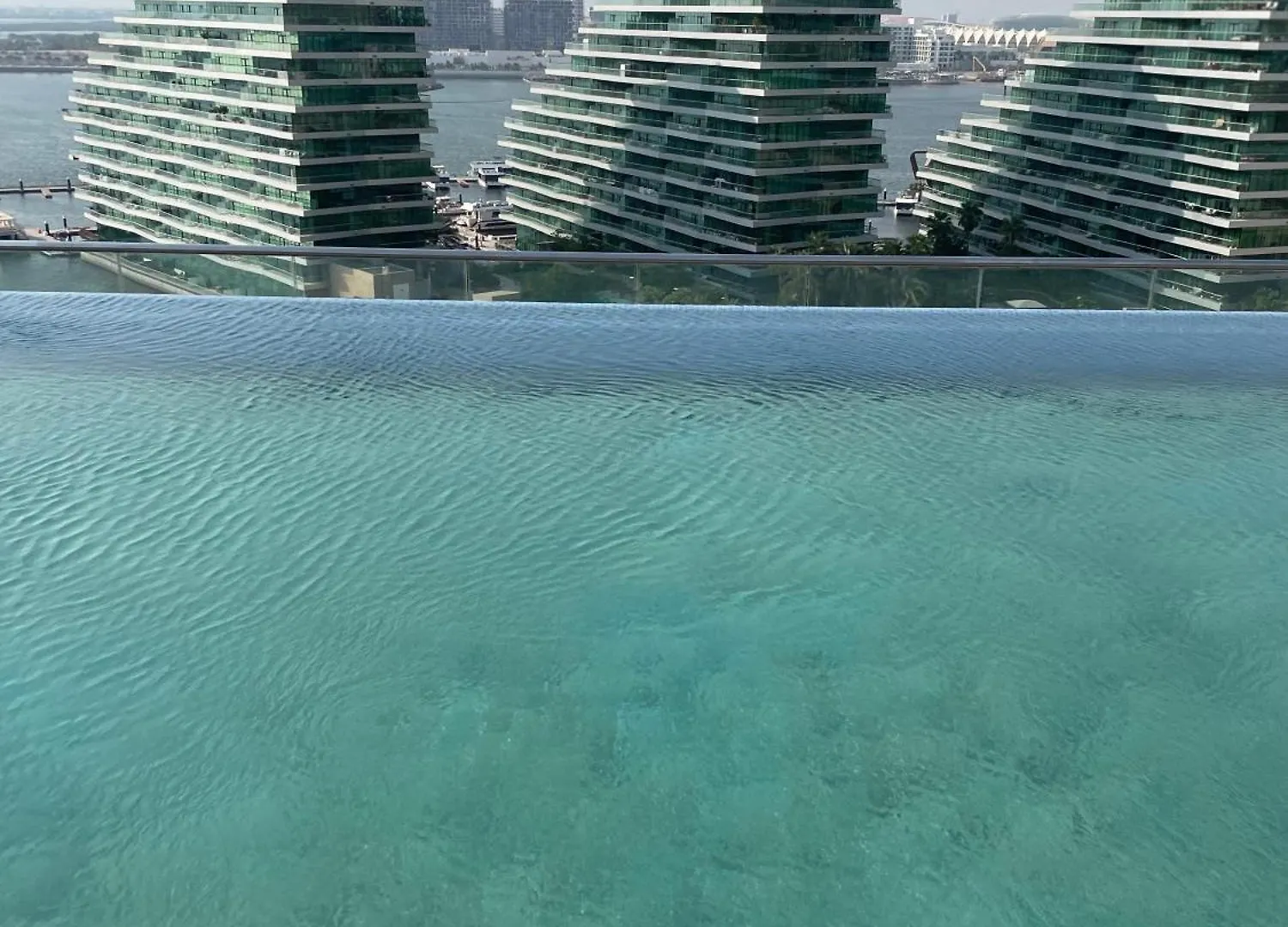 公寓 Coral Holiday Home 阿布扎比